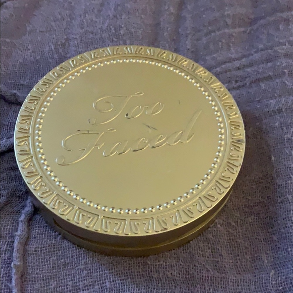Too Faced Natural Bronzer
